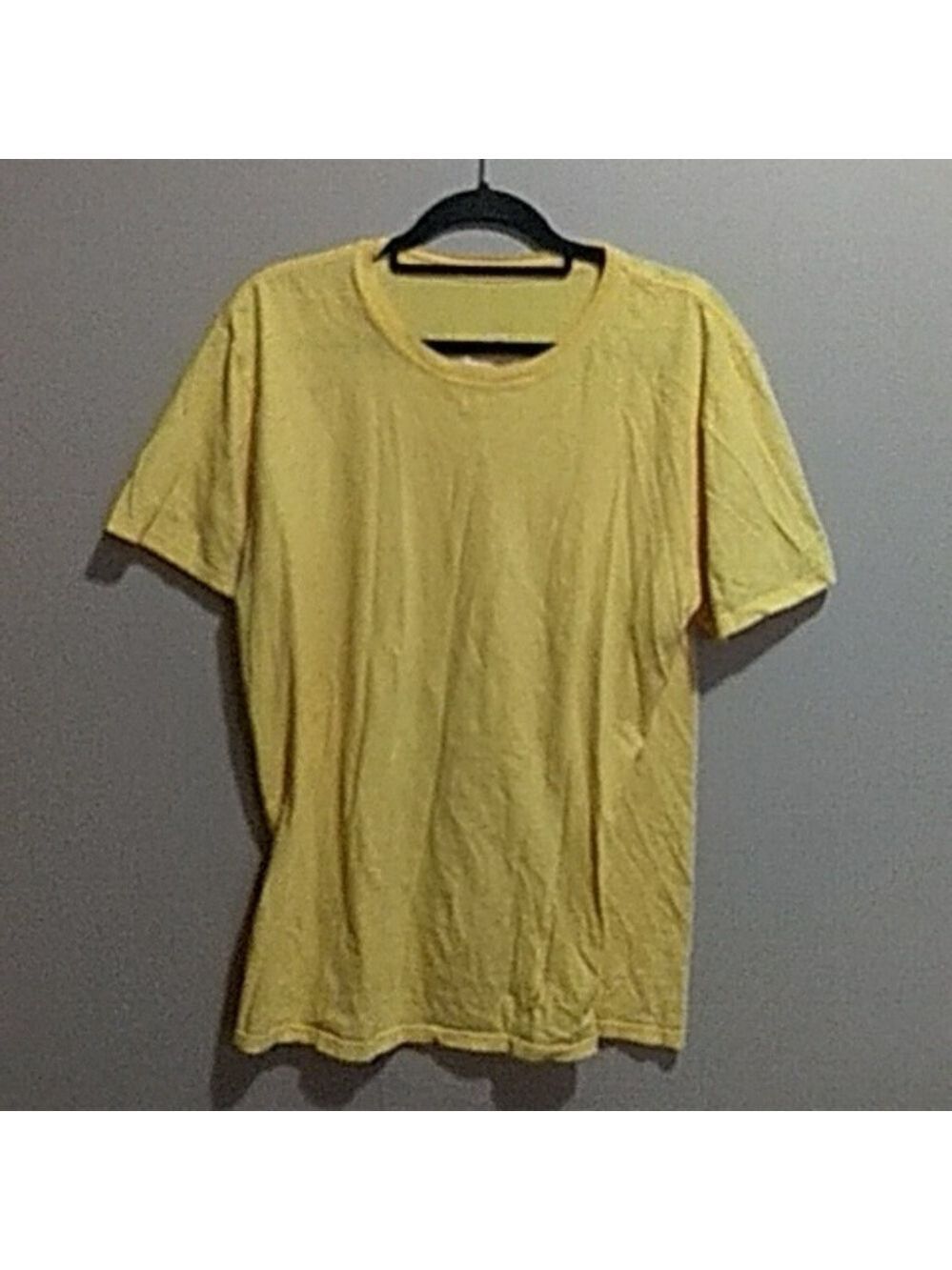 Basic tshirt size large